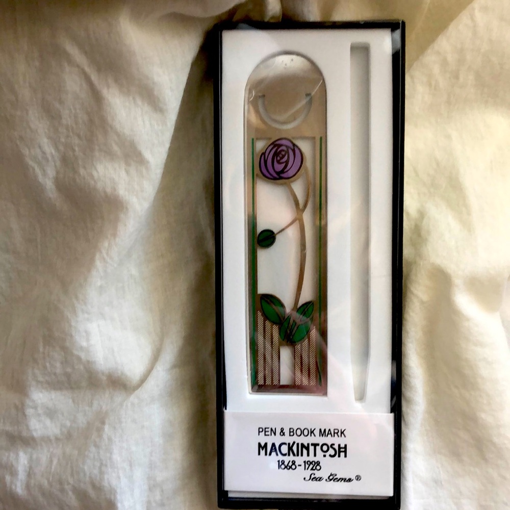 New in box Metal Rose Bookmark 🌹🔖